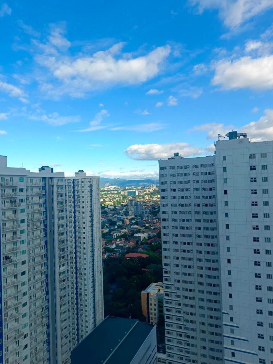 Grass Residences By Team A Manila Exterior photo